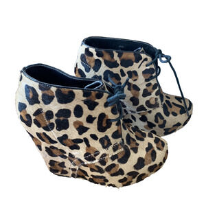 Steve Madden Annie Leopard Pony Hair Print Wedge Ankle Boots Booties 7.5
